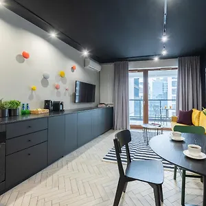 Yoursecondflat Grzybowska , Warszawa Polska