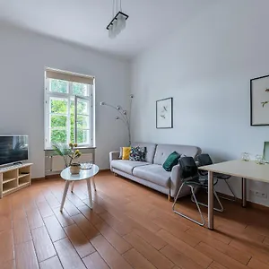 Novis Krakowskie Przedmieście , Warszawa Polska
